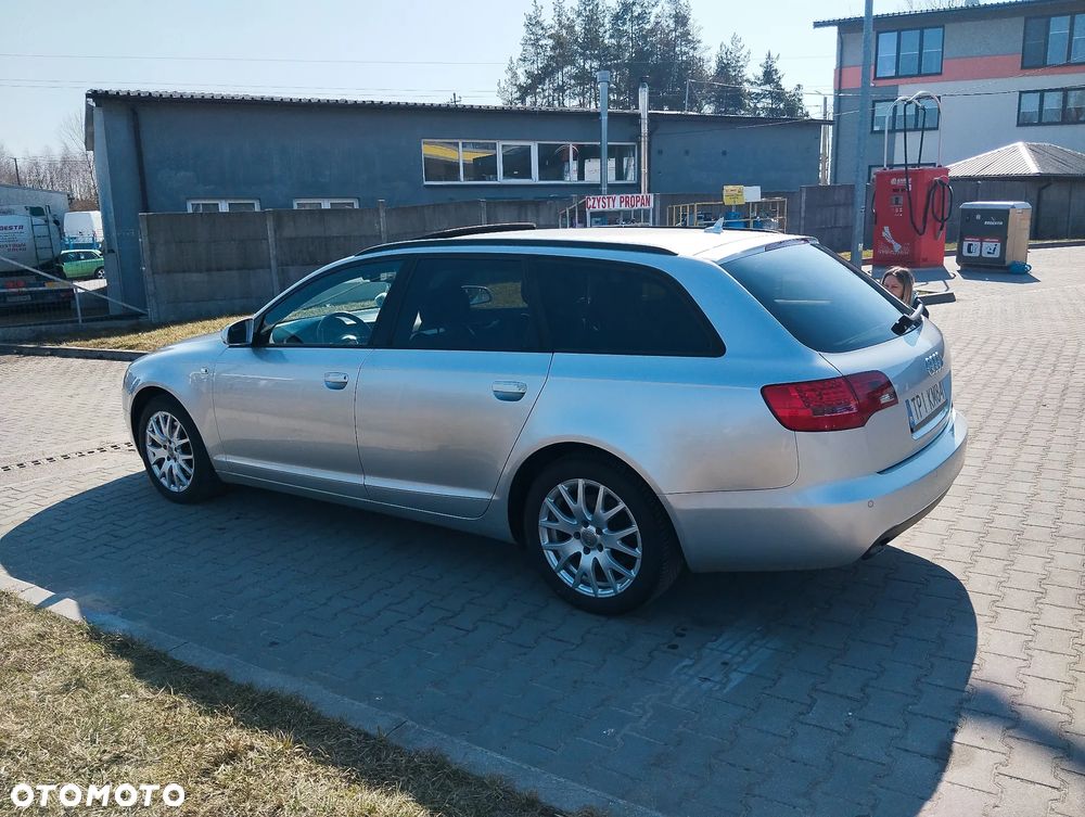 Audi A6 Avant - 1