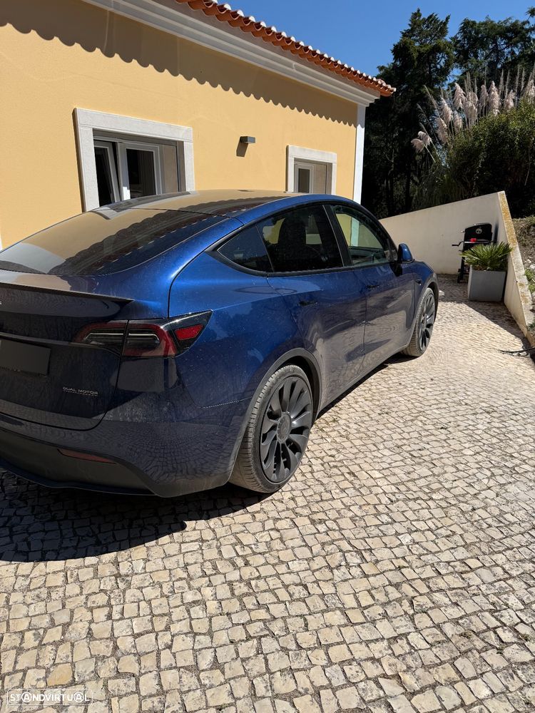 Tesla Model Y Performance Tração Integral - 16