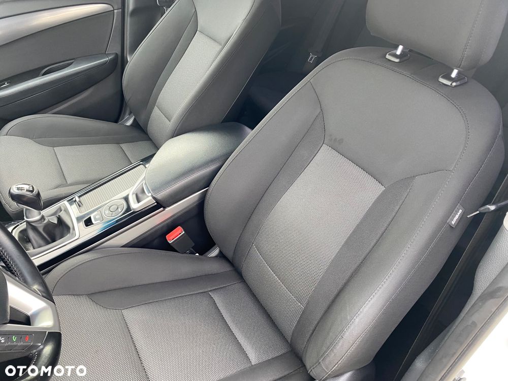 Hyundai i40 i40cw 1.6 Fifa World Cup Edition - 23