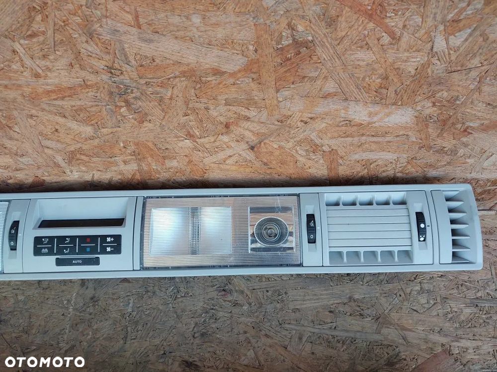 panel nawiewu klimatronik tył kratki nawiewu lampki podsufitki vw multivan caravelle t6 7E0907049 7E5947291 - 3
