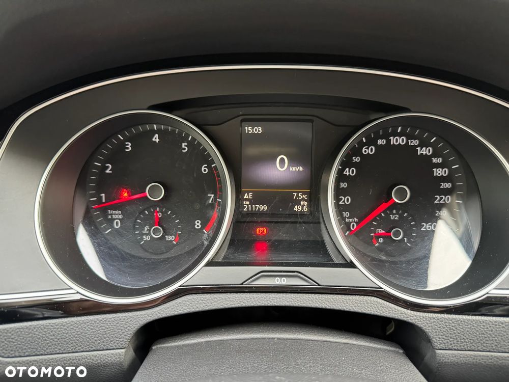 Volkswagen Passat 1.8 TSI BMT Comfortline - 11