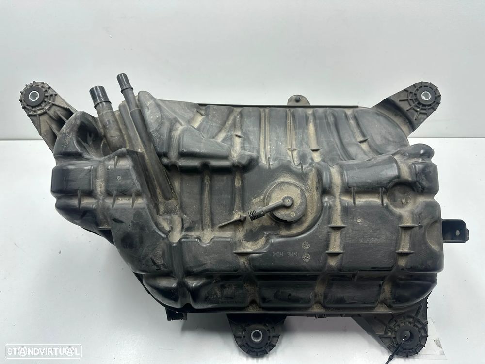 Depósito AdBlue - Fiat Tipo (2019) - 1