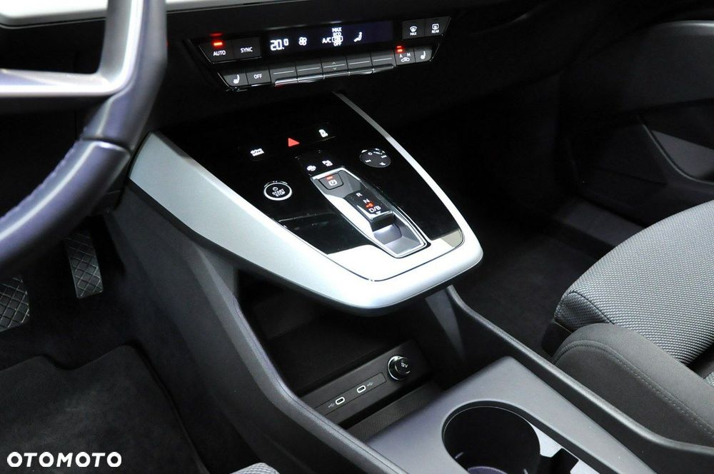 Audi Q4 Sportback e-tron - 16