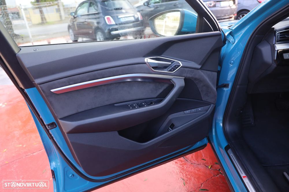 Audi e-tron 55 quattro S line - 18