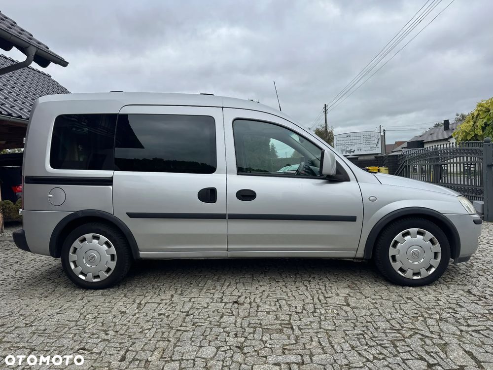 Opel Combo Tour 1.4 - 4