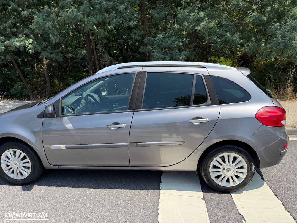 Renault Clio Sport Tourer - 2