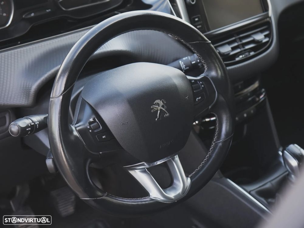 Peugeot 208 1.6 BlueHDi Active - 12