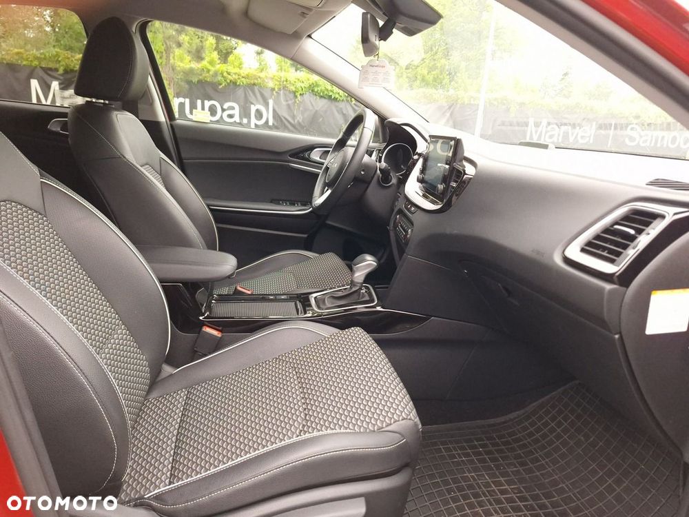 Kia XCeed 1.6 GDI PHEV L DCT - 25