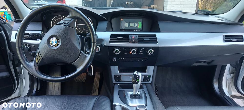 BMW Seria 5 520d - 11