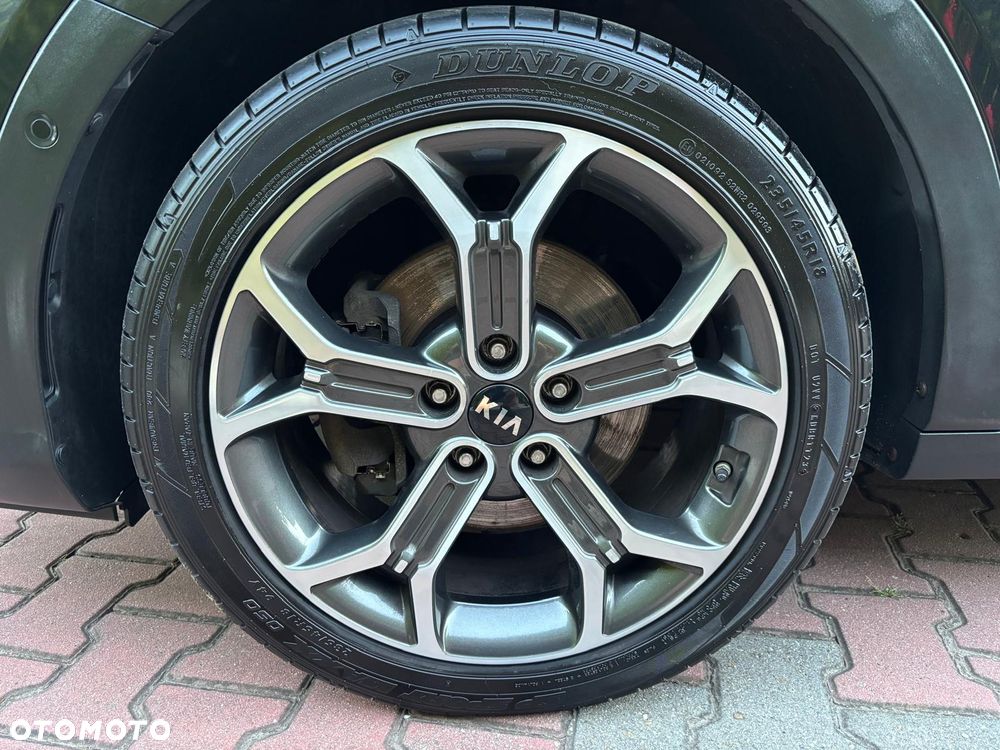 Kia XCeed 1.6 CRDi PLATINUM EDITION - 40
