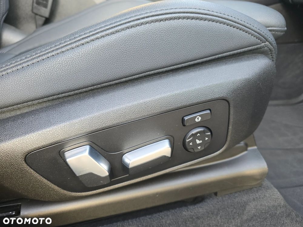 BMW X3 xDrive30i GPF Luxury Line - 33