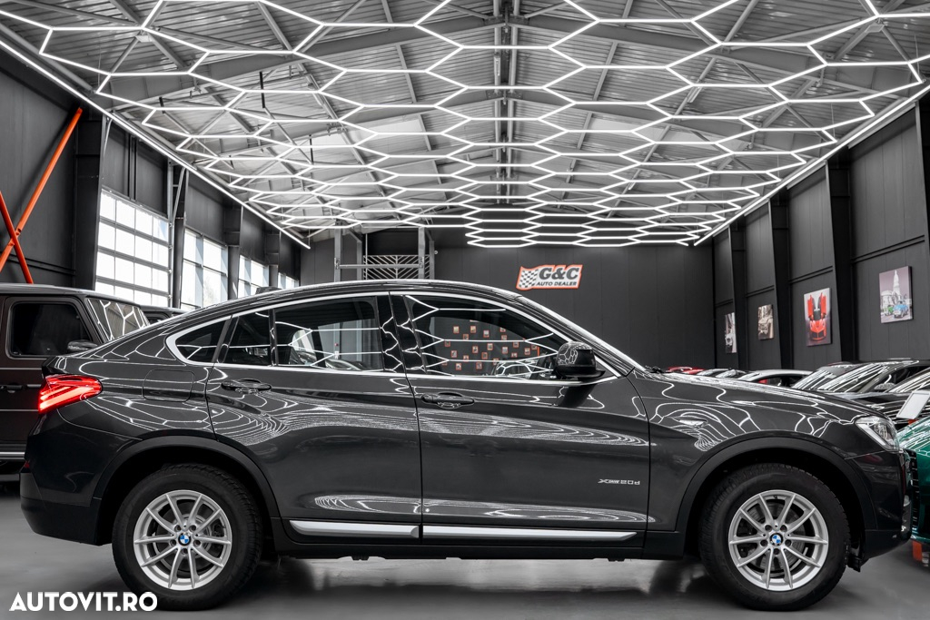 BMW X4 xDrive20d Aut. xLine - 32