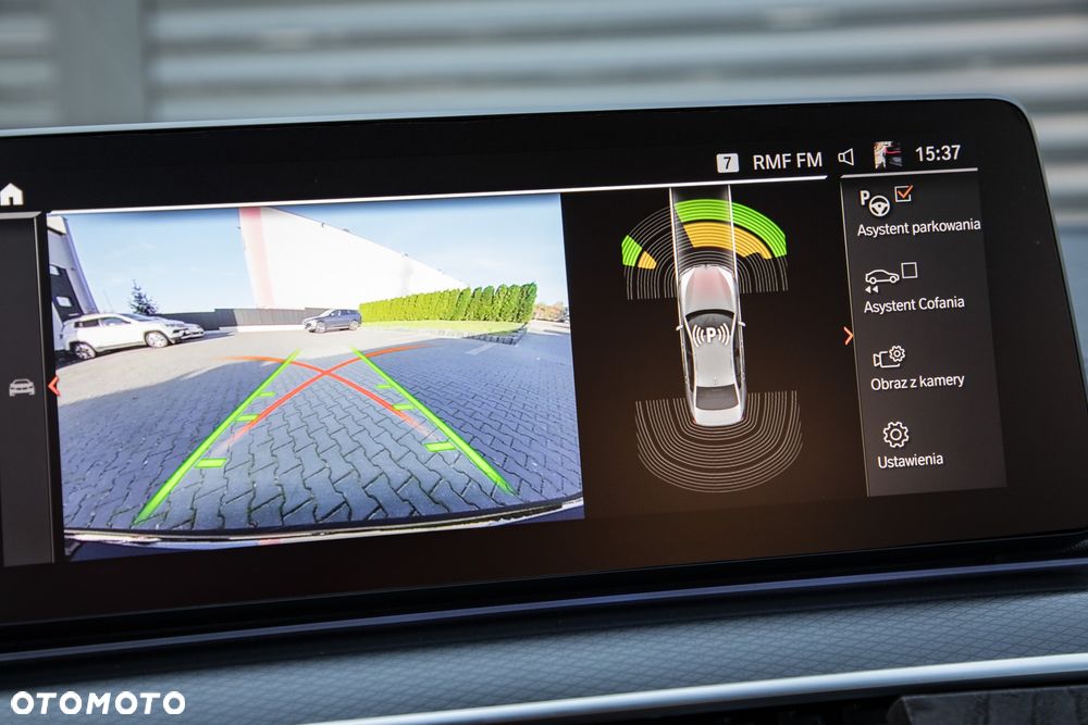 BMW Seria 5 530i xDrive Sport Line sport - 23