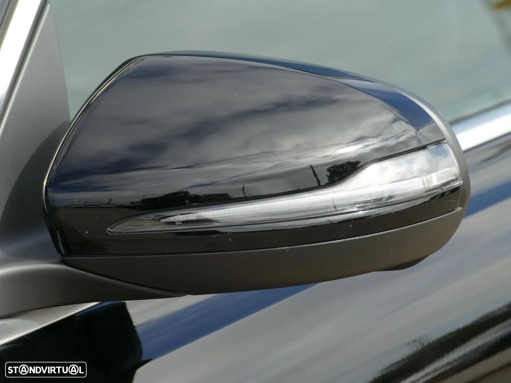 Mercedes-Benz EQB 300 4Matic Progressive - 10