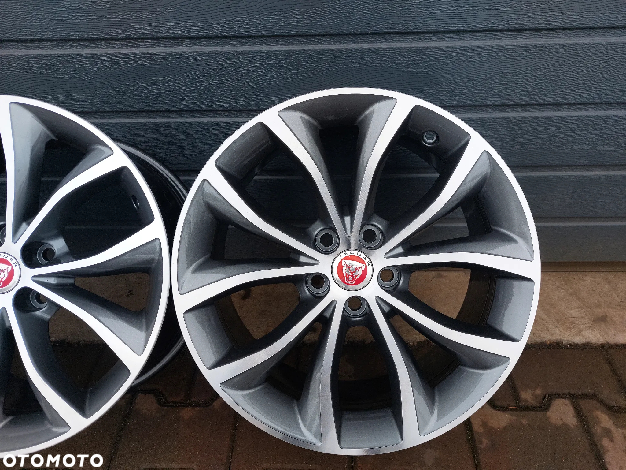 JAGUAR XF 250 E-PACE FELGI ALUMINIOWE R18 8J ET45 5X108 ORYGINAŁ ! JAK NOWE! GX63-1007-SA - 7