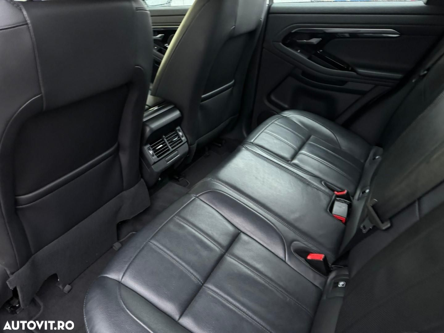 Land Rover Range Rover Evoque - 15