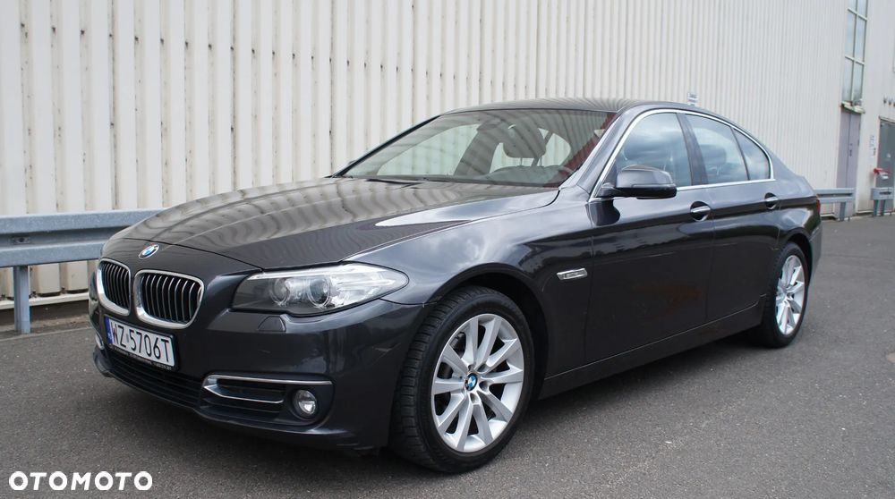 BMW Seria 5 520d xDrive Luxury Line - 1