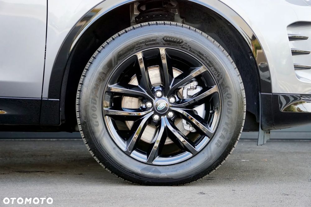 Land Rover Discovery Sport 2.0 D200 mHEV Landmark - 16