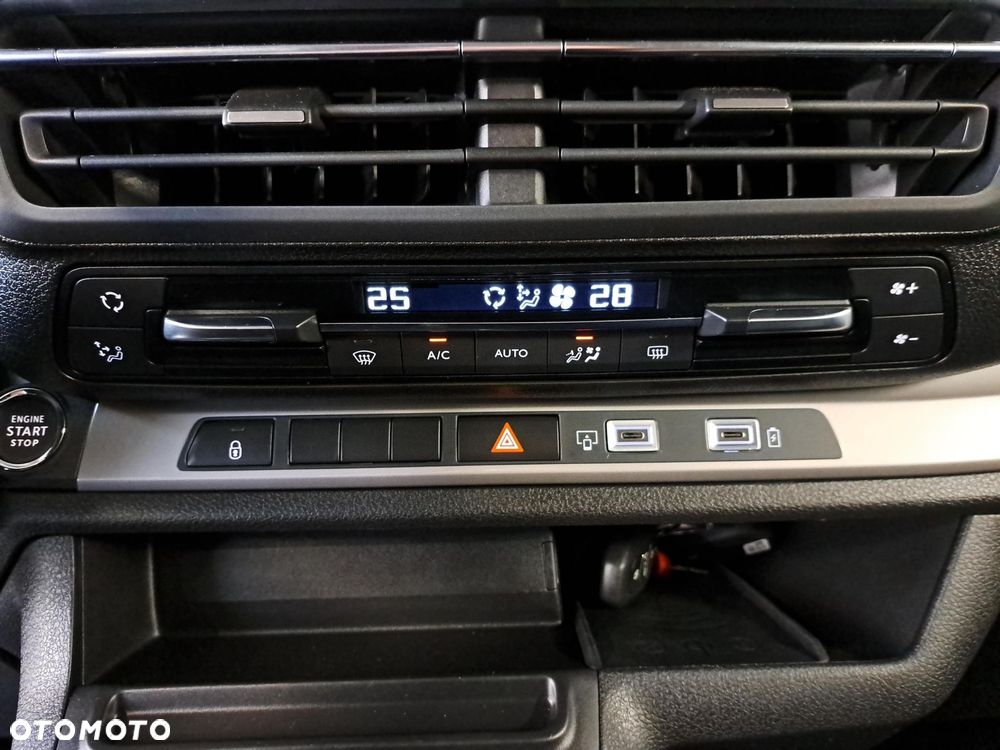 Toyota Proace Verso 2.0 D4-D Long Family - 26