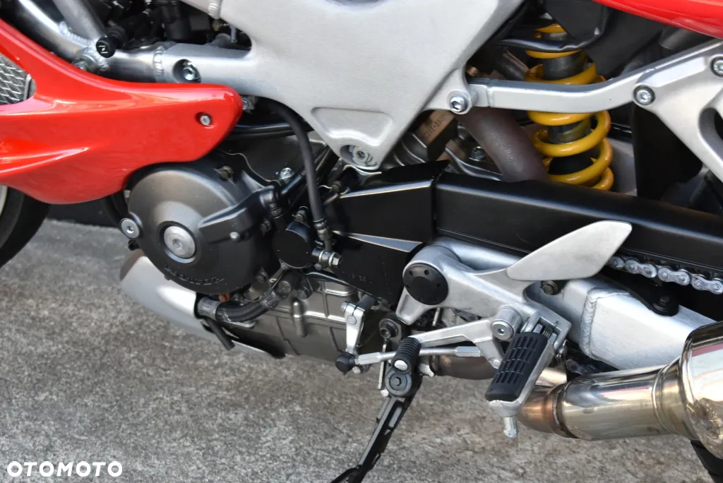 Honda VTR - 17