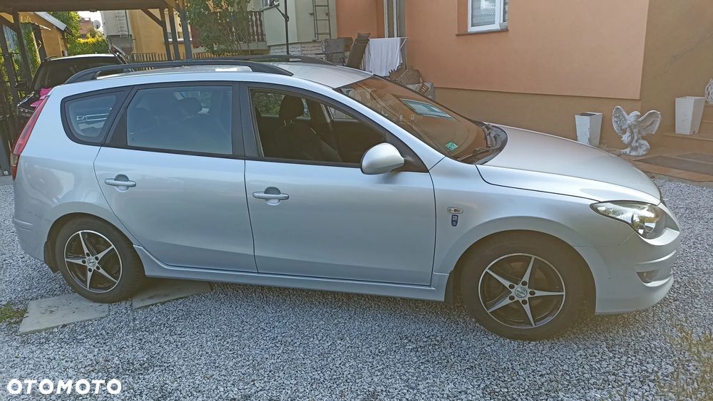 Hyundai i30 1.6 CRDi Comfort - 3