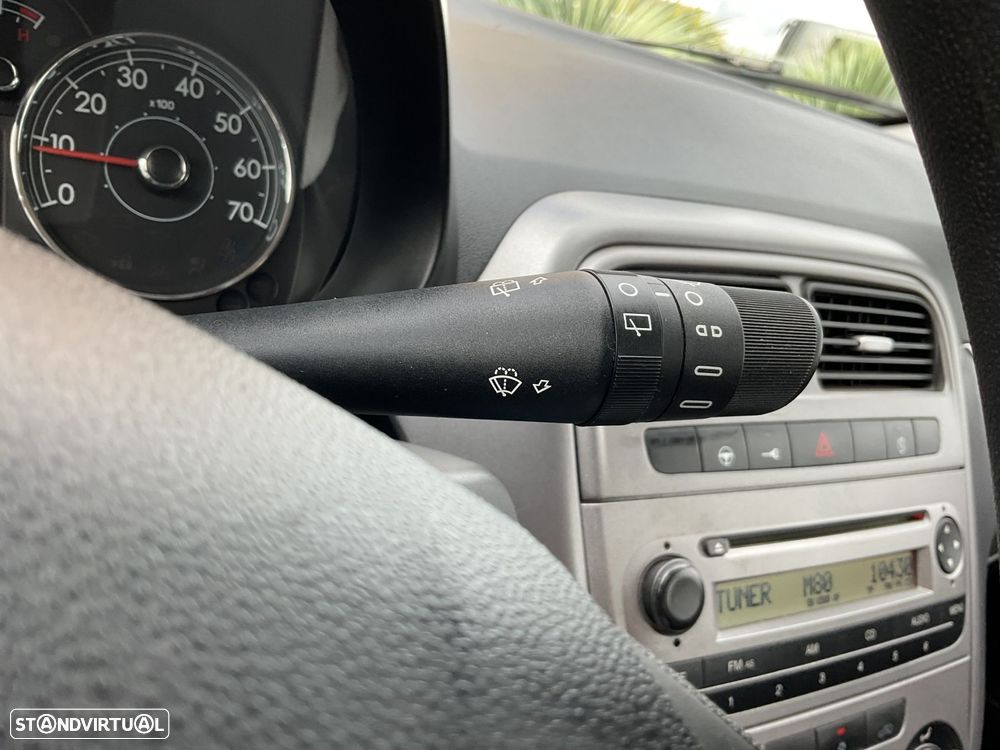 Fiat Punto 1.3 M-Jet Easy S&S - 22
