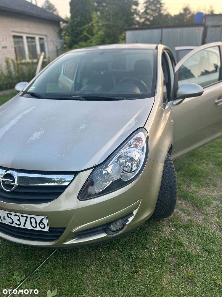 Opel Corsa 1.4 16V Cosmo - 2