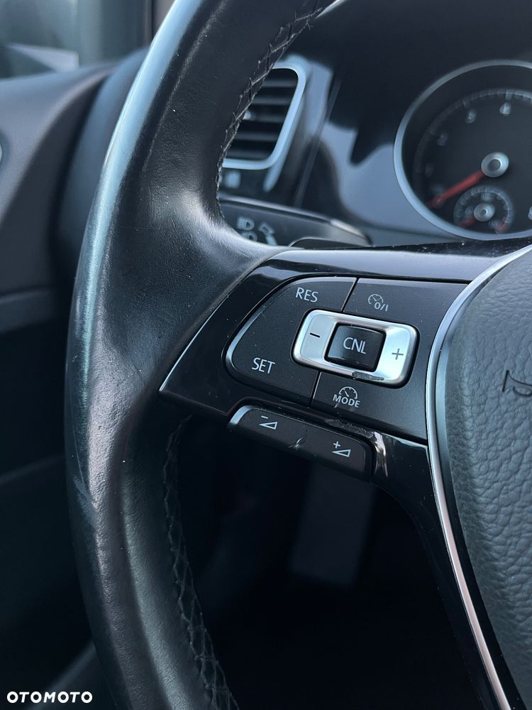 Volkswagen Golf 1.4 TSI BlueMotion Technology DSG Highline - 24