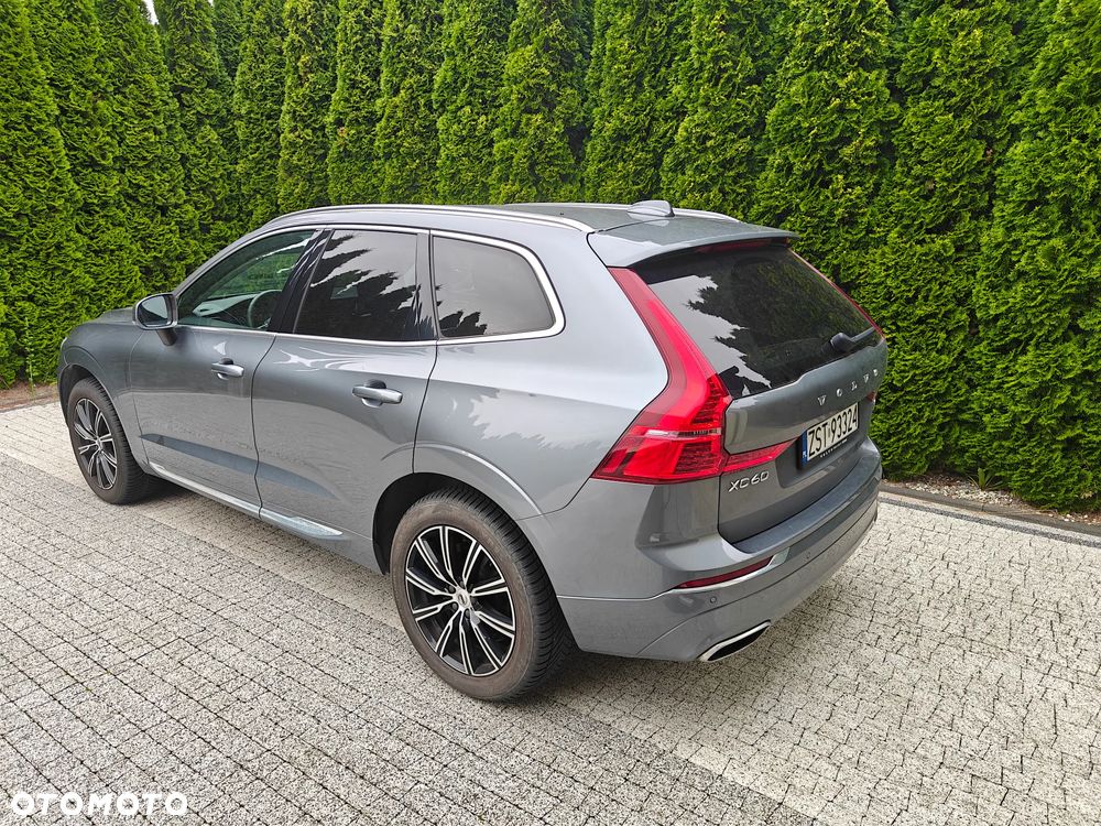 Volvo XC 60 - 4
