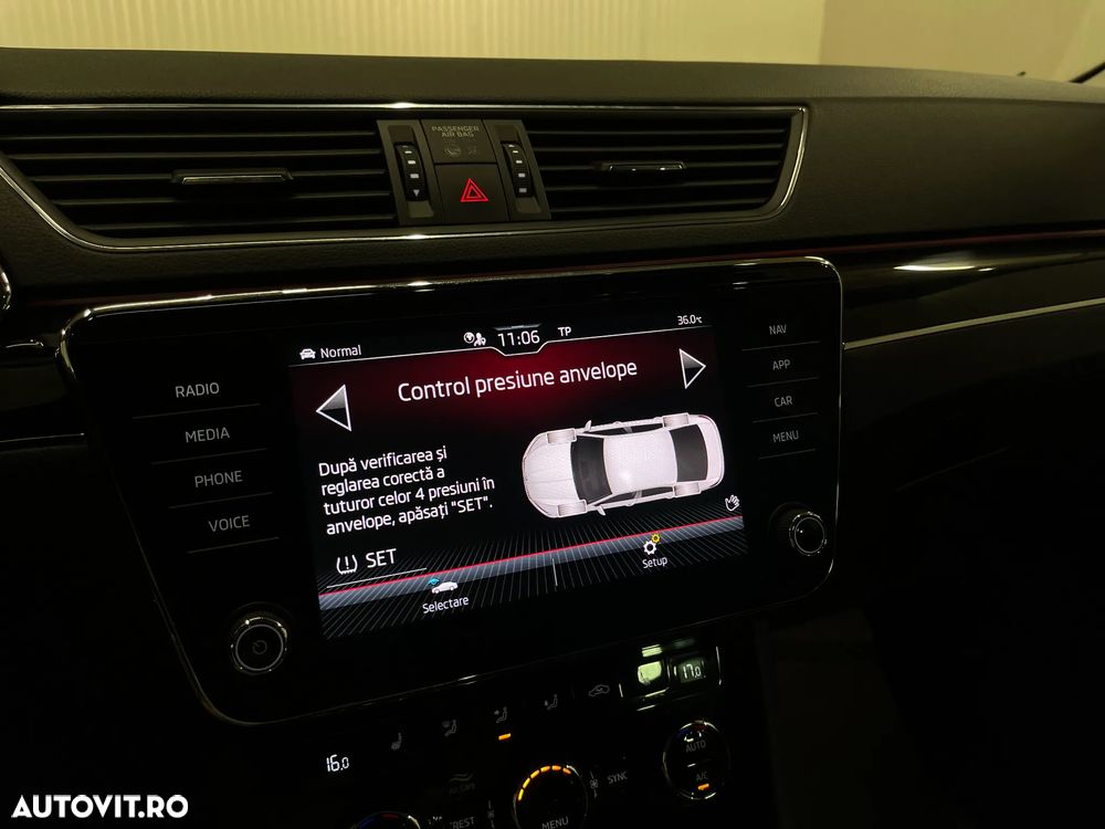 Skoda Superb 2.0 TDI 4X4 DSG Laurin & Klement - 18