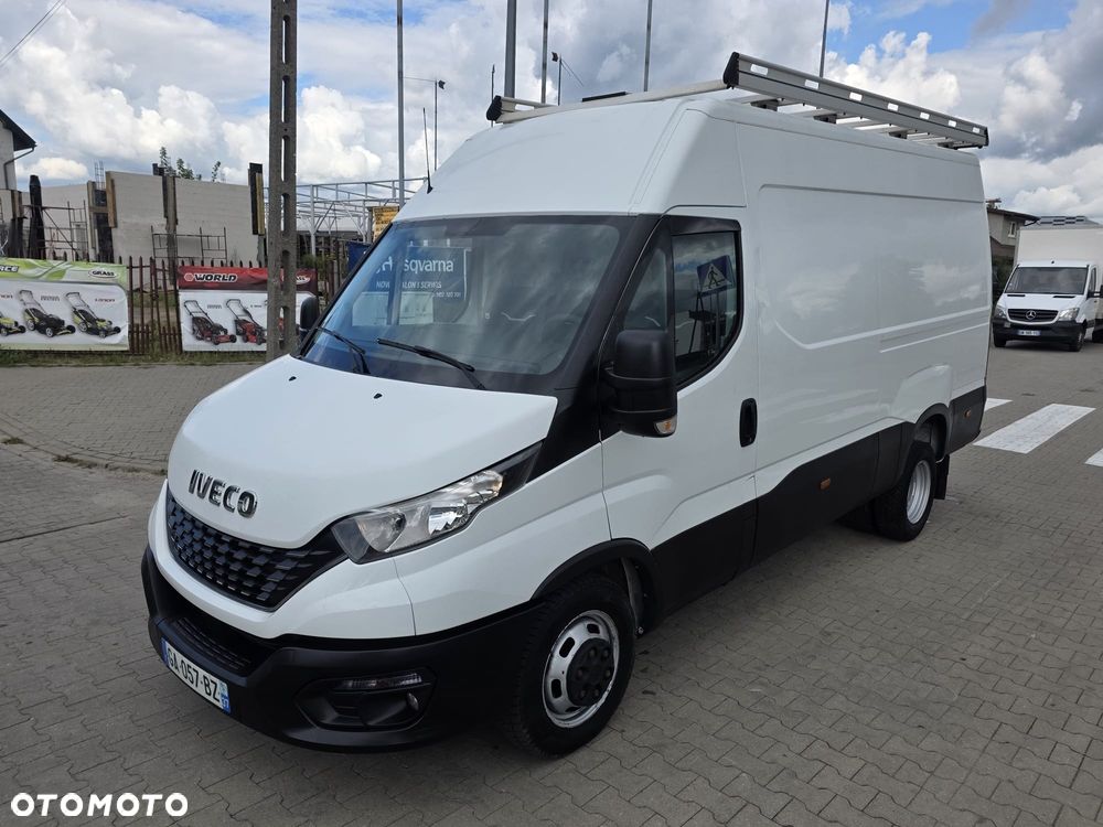 Iveco 35c18