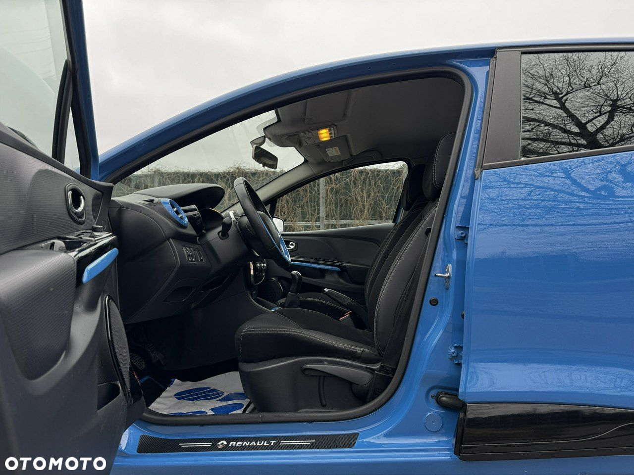 Renault Clio TCe 90 Luxe - 12