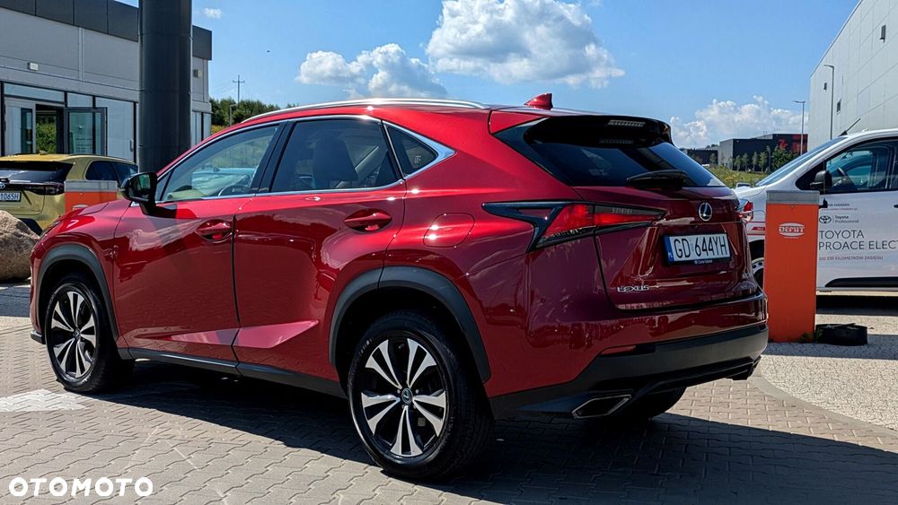 Lexus NX 300 F Impression AWD - 6
