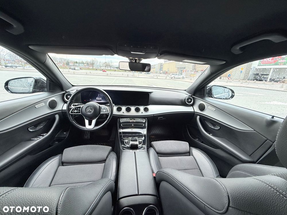 Mercedes-Benz Klasa E 220 d Avantgarde - 22