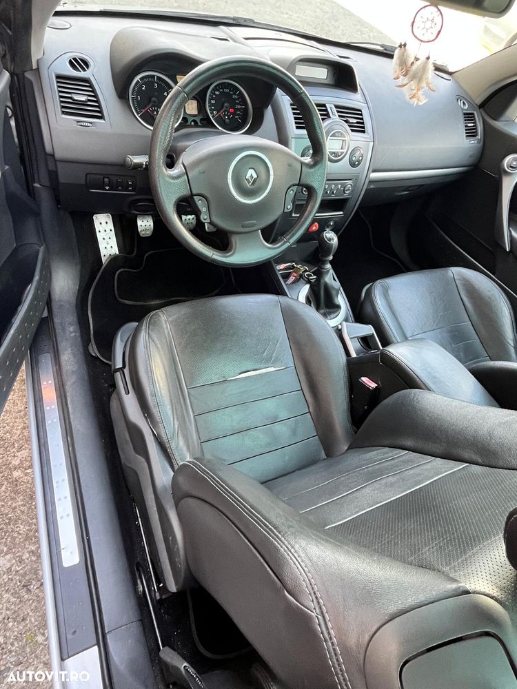 Renault Megane - 9