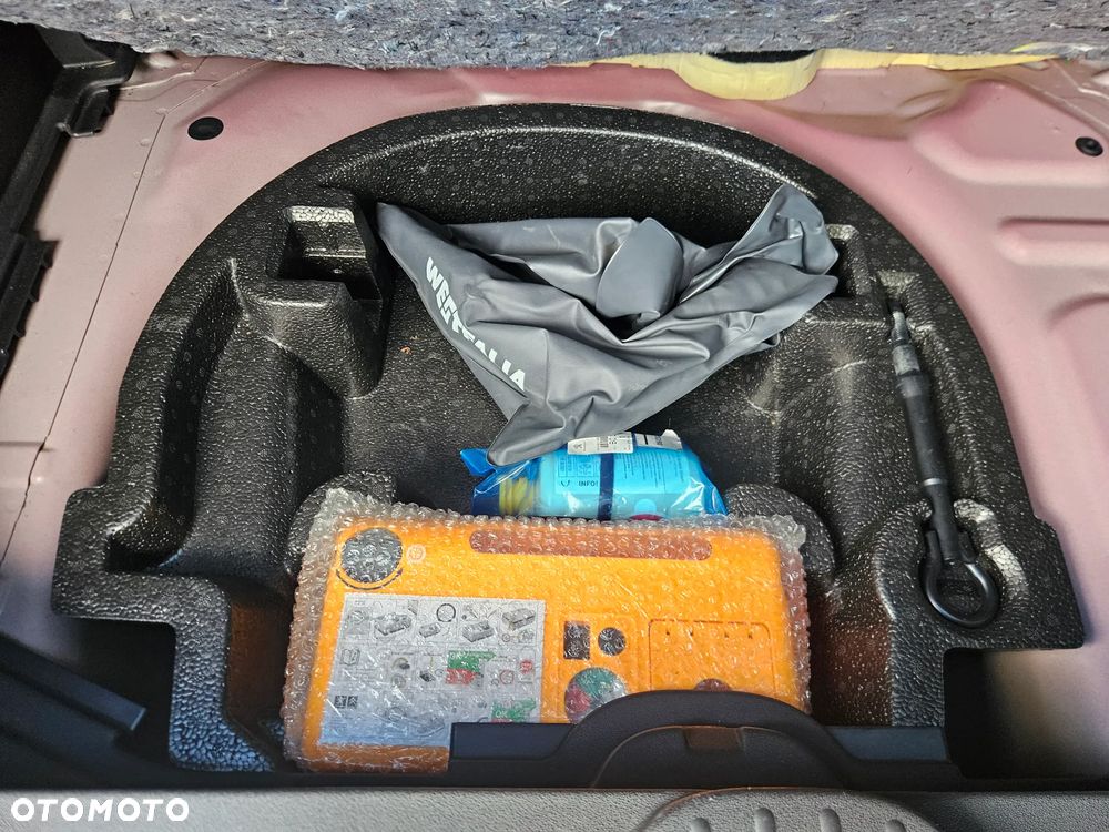 Citroën C3 Picasso VTi 120 Exclusive - 28