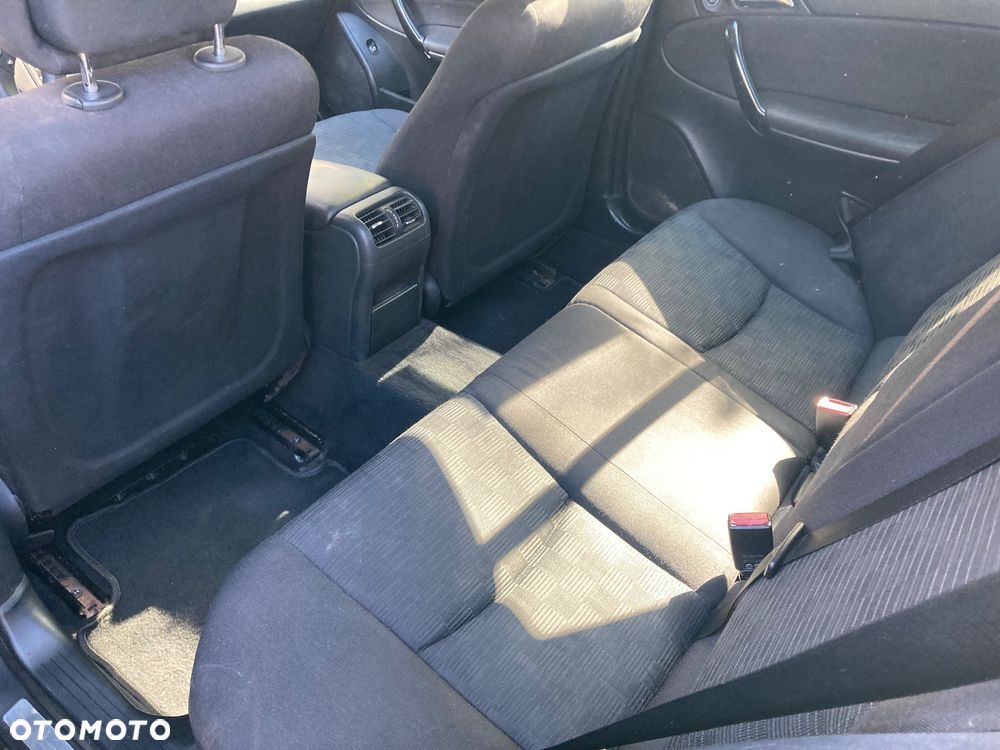 Mercedes-Benz Klasa C 220 CDI Automatik Classic DPF - 14
