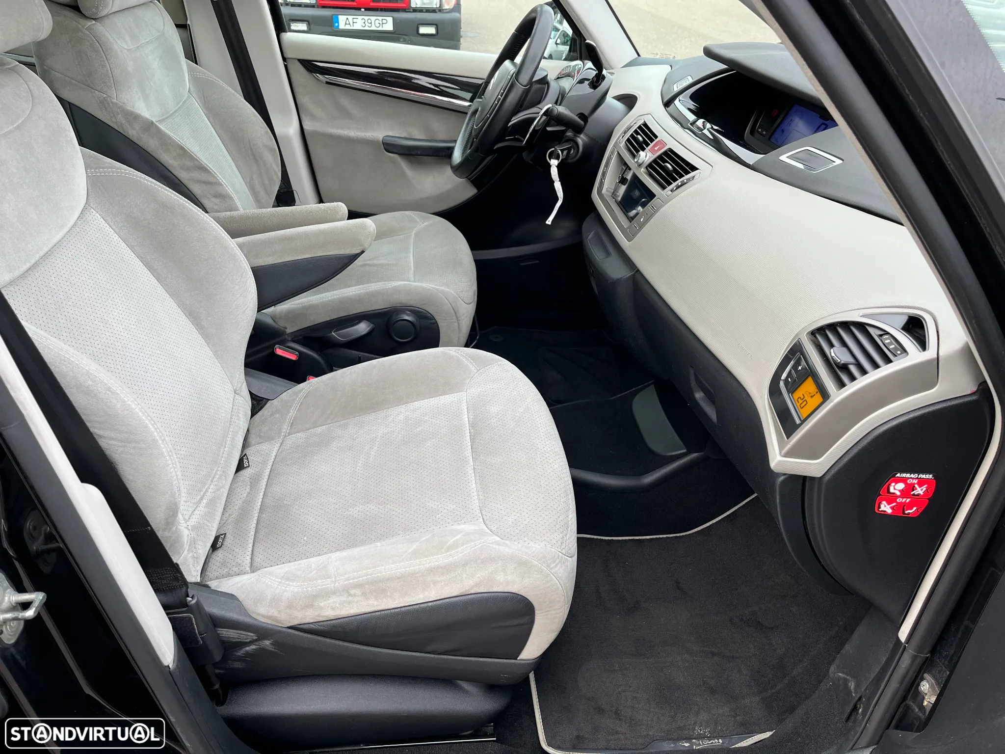Citroën C4 Picasso 1.6 HDi Exclusive CMP6 - 15