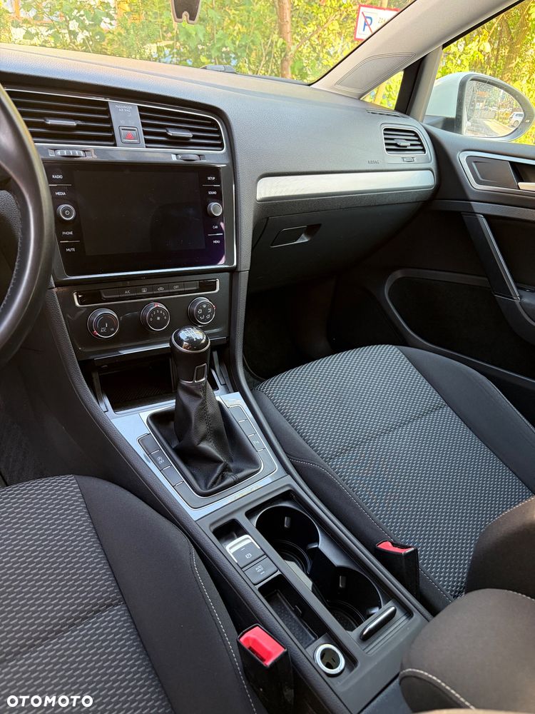 Volkswagen Golf 1.0 TSI BMT City - 7