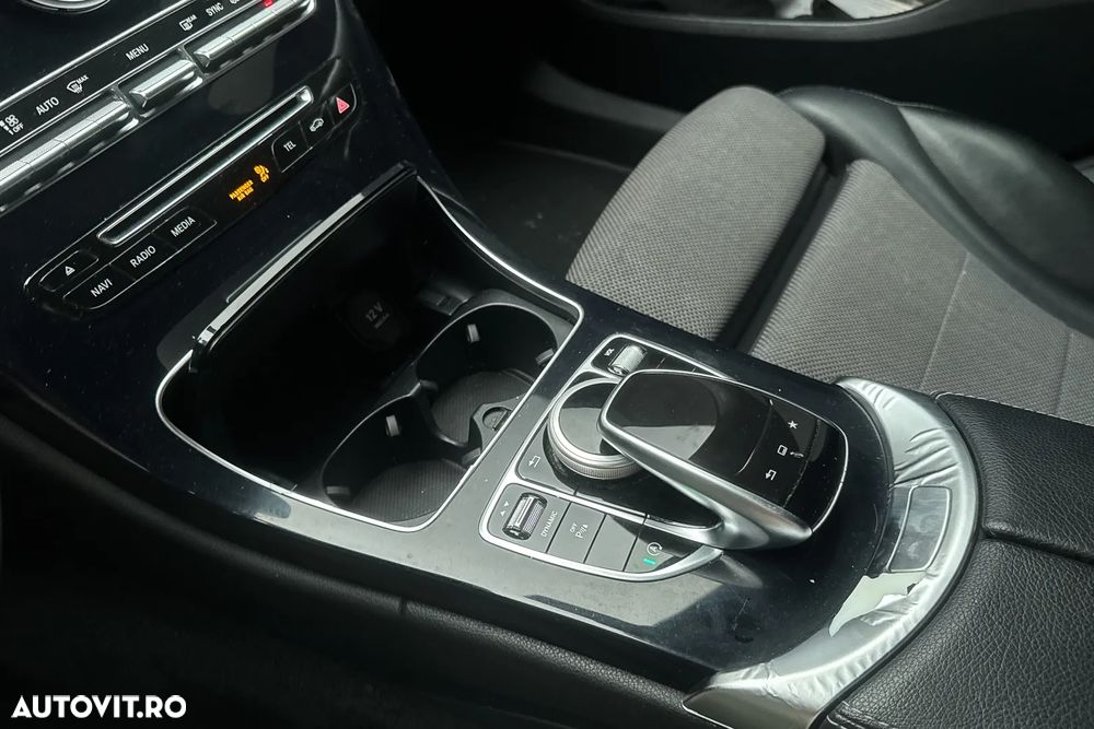 Mercedes-Benz C 220 d 4MATIC Aut. - 27