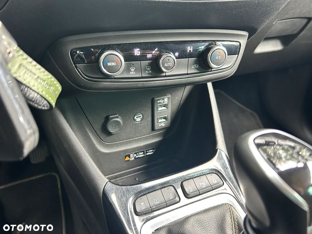 Opel Crossland X 1.2 T Elite S&S - 13