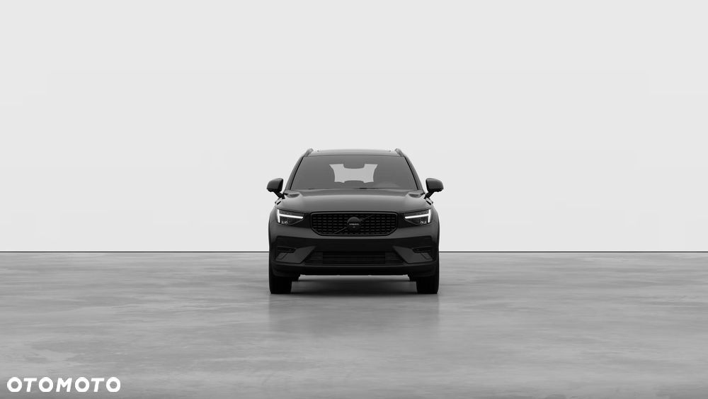 Volvo XC 40 B4 Ultra Black Edition - 3