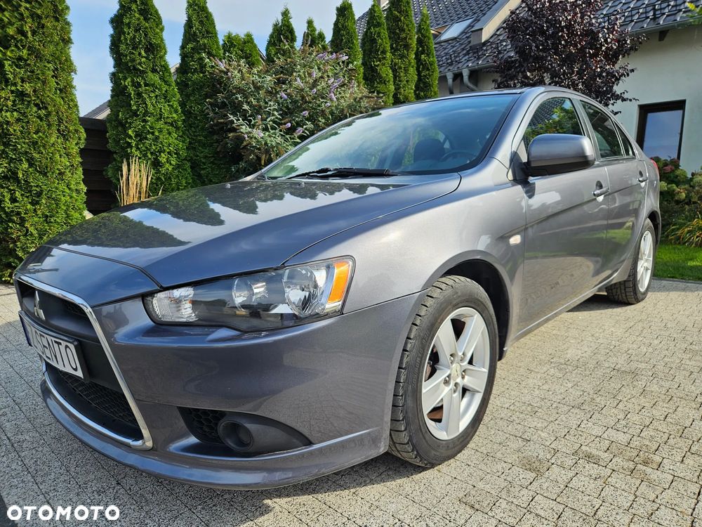 Mitsubishi Lancer