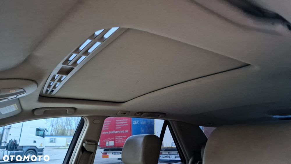 Mercedes-Benz ML - 19