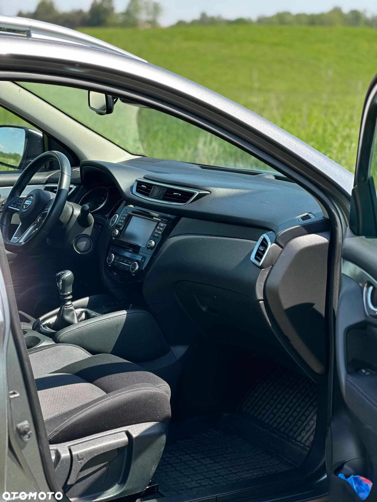 Nissan Qashqai 1.2 DIG-T N-Connecta - 4