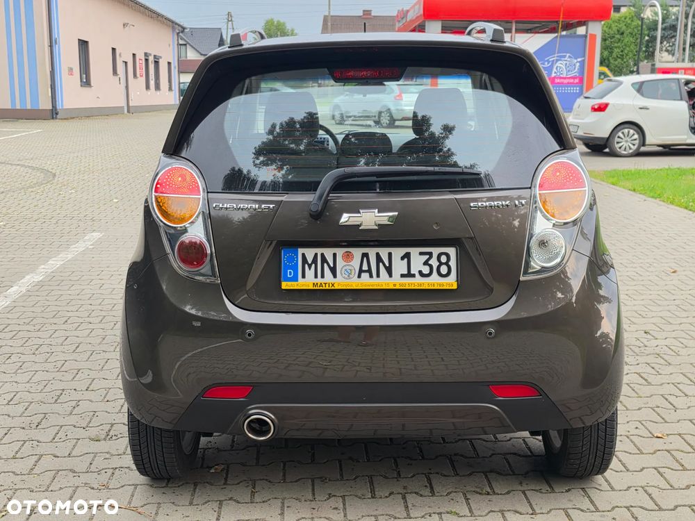Chevrolet Spark 1.2 LT - 23