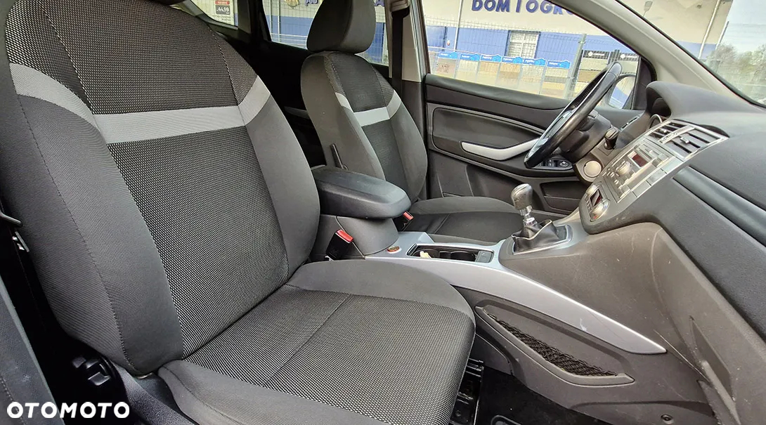 Ford Kuga 2.0 TDCi 2x4 Individual - 10