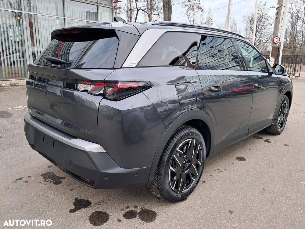 Peugeot 5008 Hybrid 145 e-DSC6 GT - 4