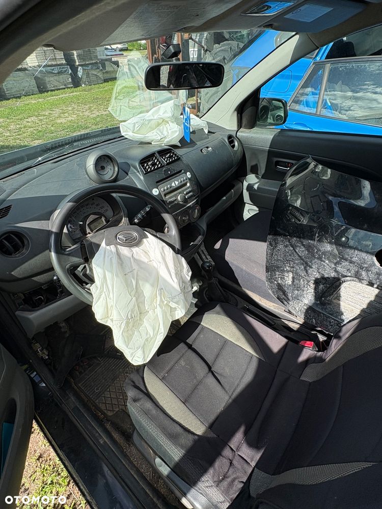 Daihatsu Sirion 1.3 - 5
