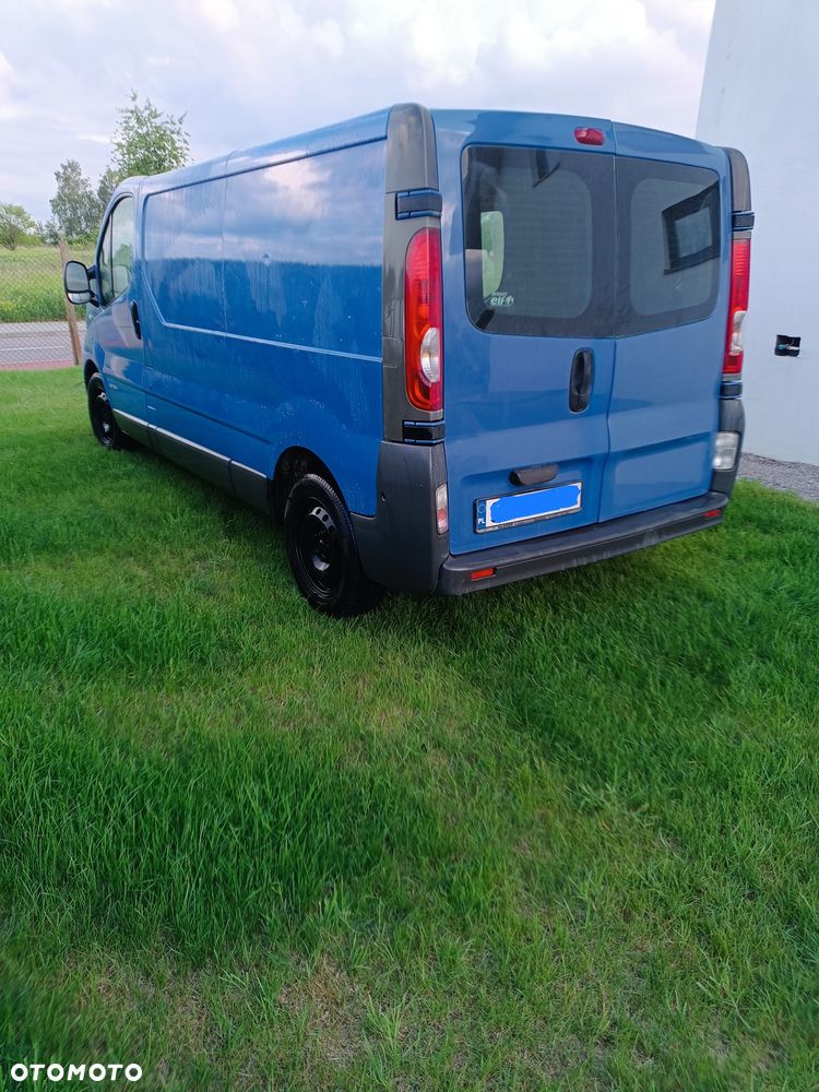 Renault Trafic - 2